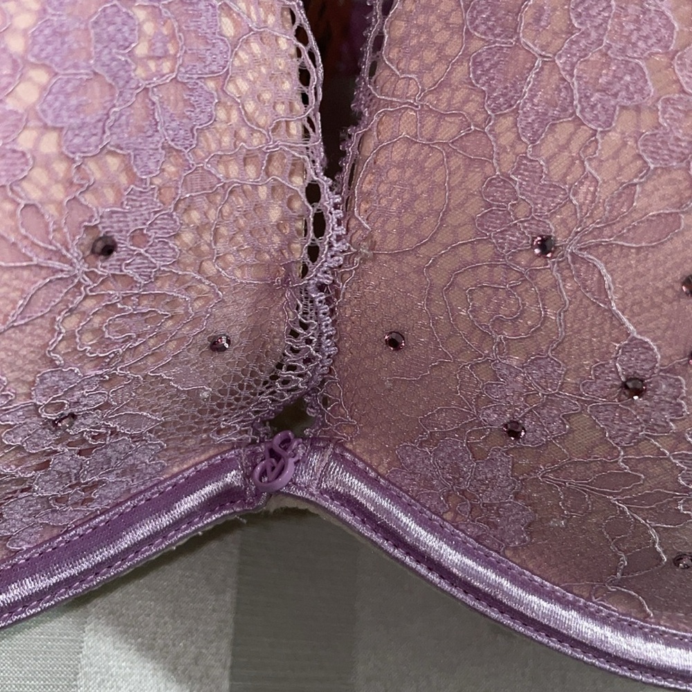 Victoria secret sparkling bra - Picture 5 of 11
